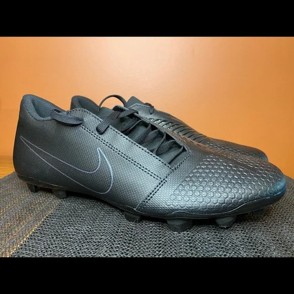 Nike | Shoes | New Nike Phantom Venom Club Fg Soccer Cleats  display picture 3